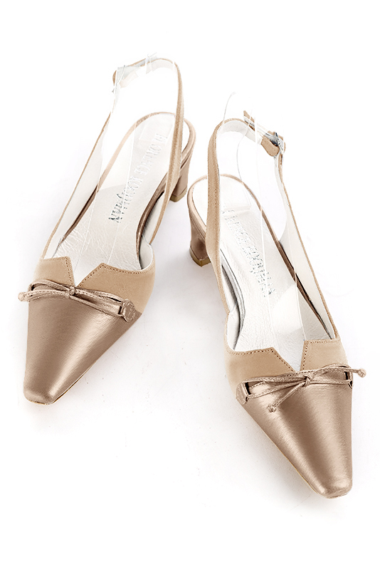 Tan beige women's open back shoes, with a knot. Tapered toe. Low kitten heels. Top view - Florence KOOIJMAN